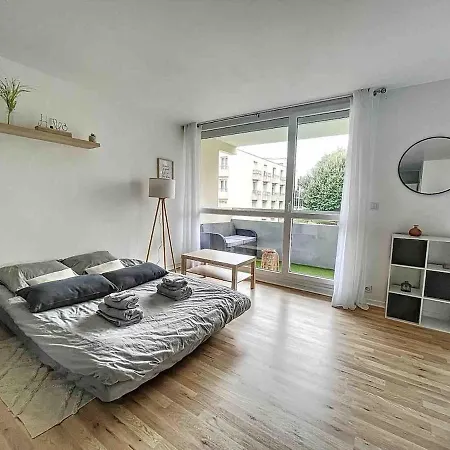 Le Beaumois - Centre - Parking Prive - Balcon Apartment
